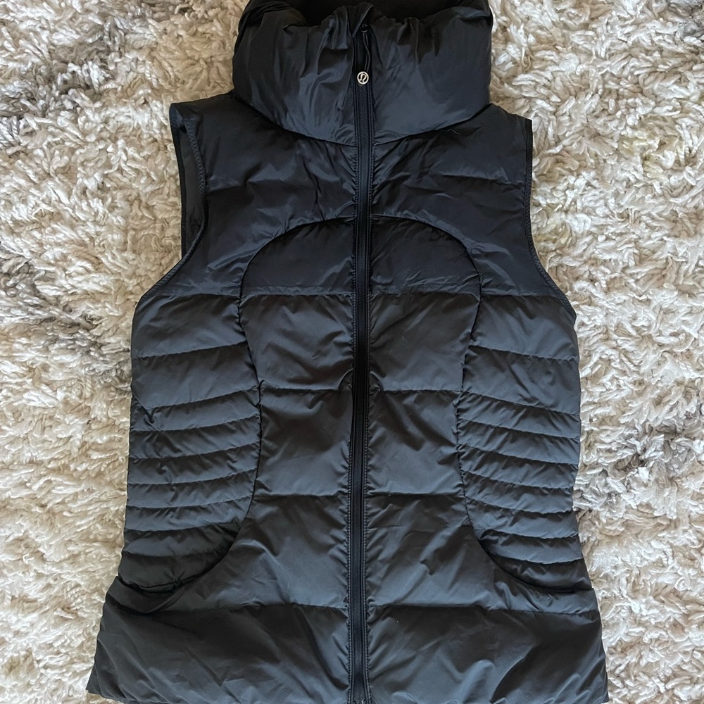 lululemon puffer vest